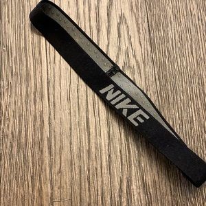 Nike Accessories - Headband Nike Accessories - Headband